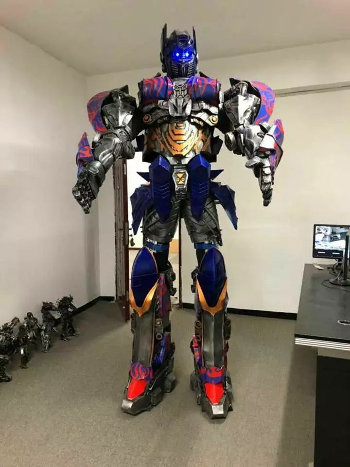 Transformers Optimus Prime personagem vivo. - Blitz Cosplay