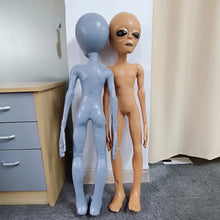 Carregar imagem no visualizador da galeria, ALIENÍGENA E.T. EXTRA TERRESTRE BONECO
